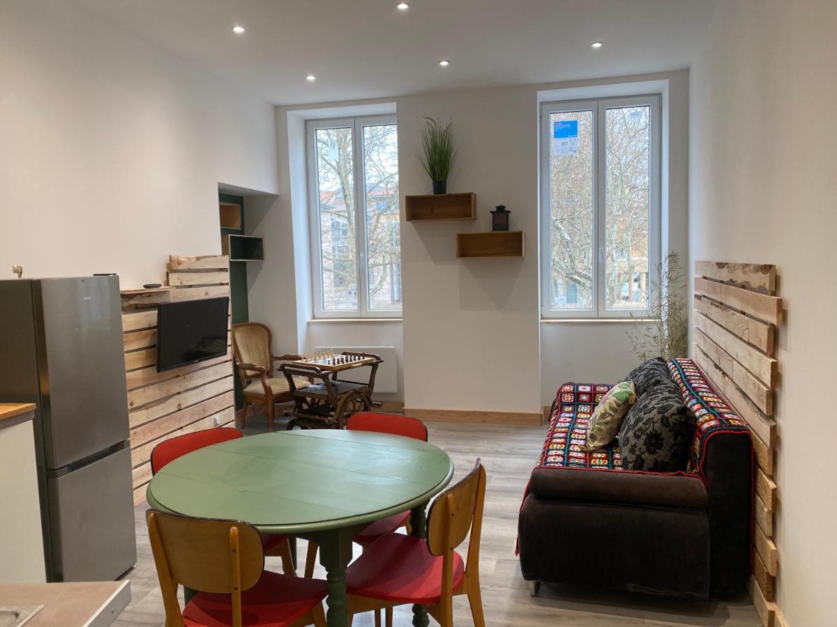 Chez Melissa 1 Apartment Мийо Екстериор снимка
